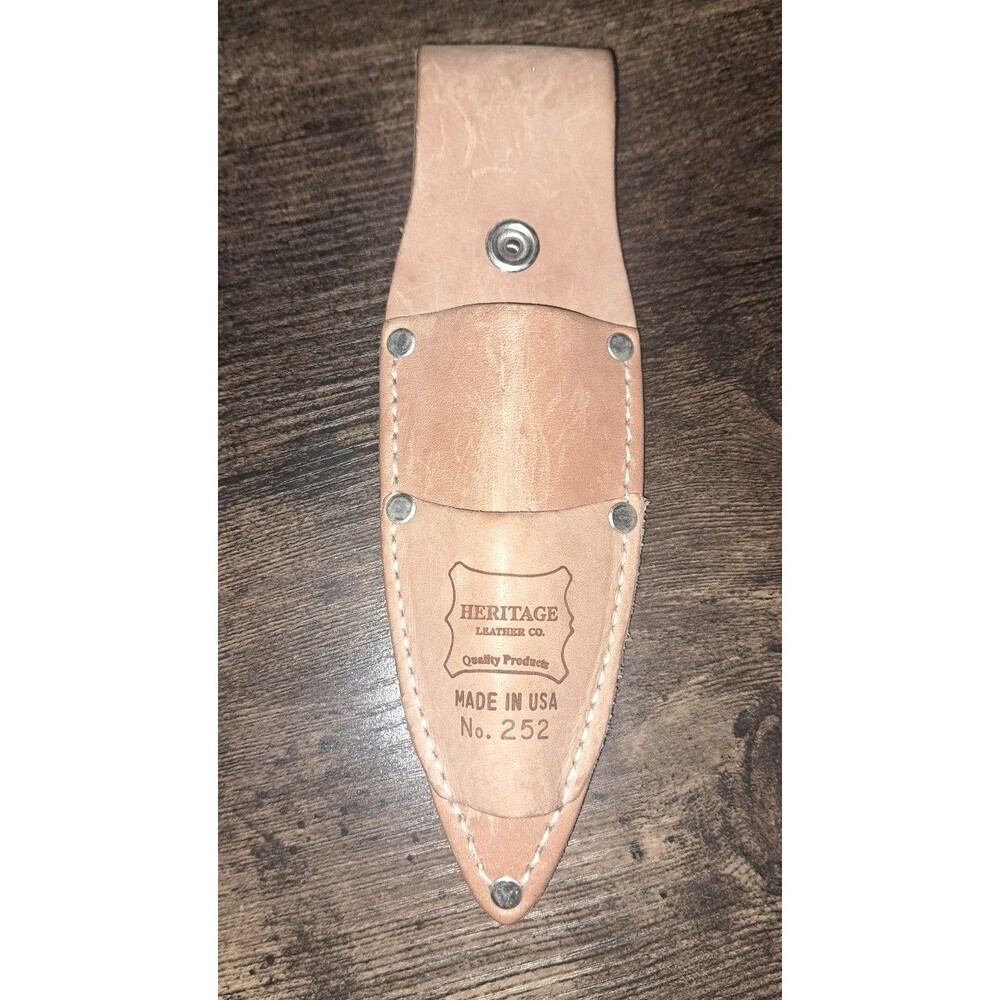 Heritage Leather Co. No. 252 Shears Holder
